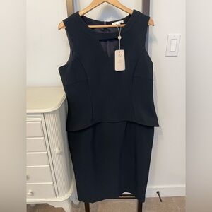 Elegant Black/Navy Sleeveless Dress. Brand new with tag! Stunning dress! Size 14